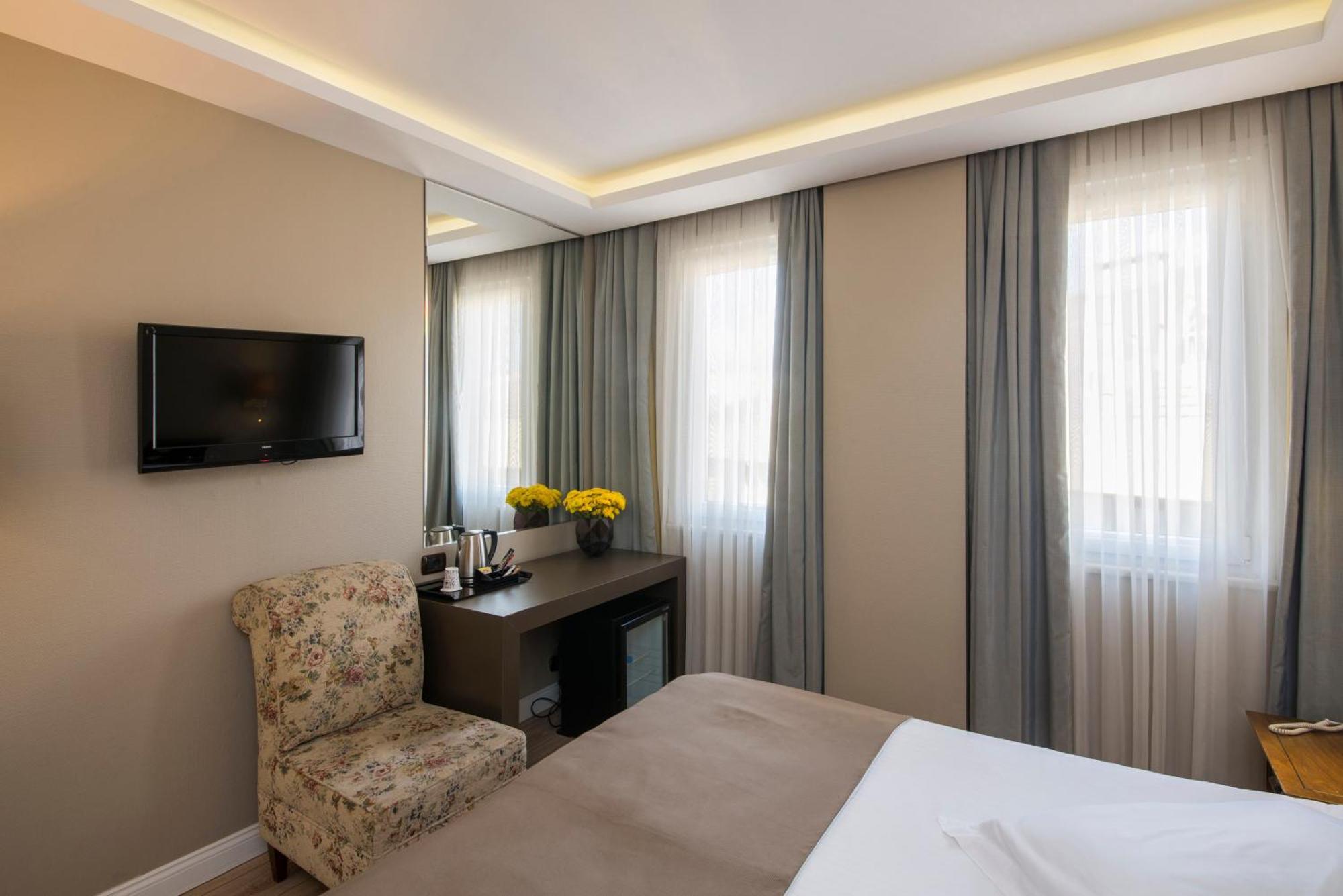 Semsan Hotel Estambul Exterior foto