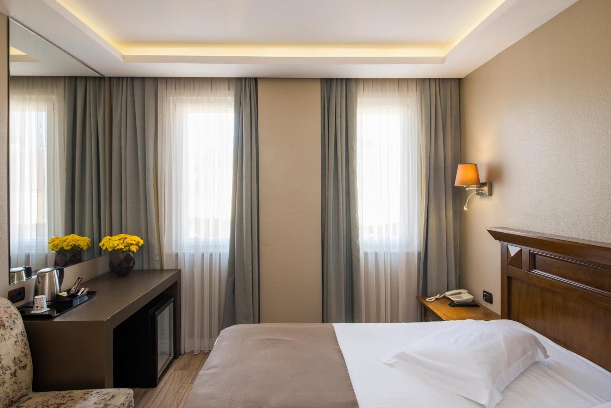 Semsan Hotel Estambul Exterior foto